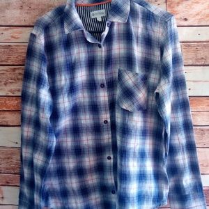 3 for 15$ Element Plaid button down shirt